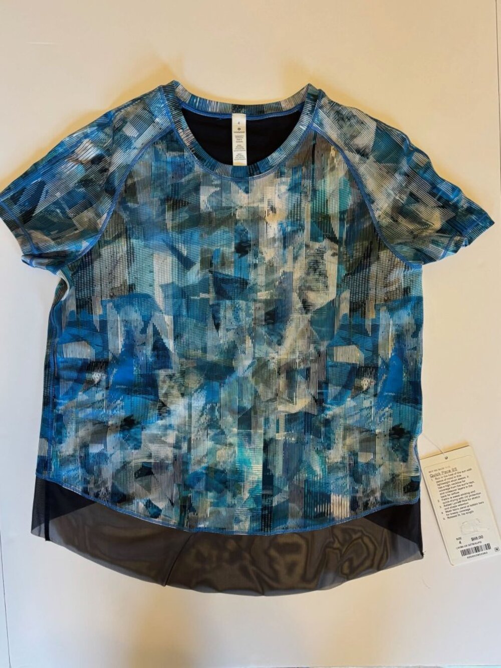 Lululemon Quick Pace Short Sleeve Sz 4 NWT Blue Abstract Print